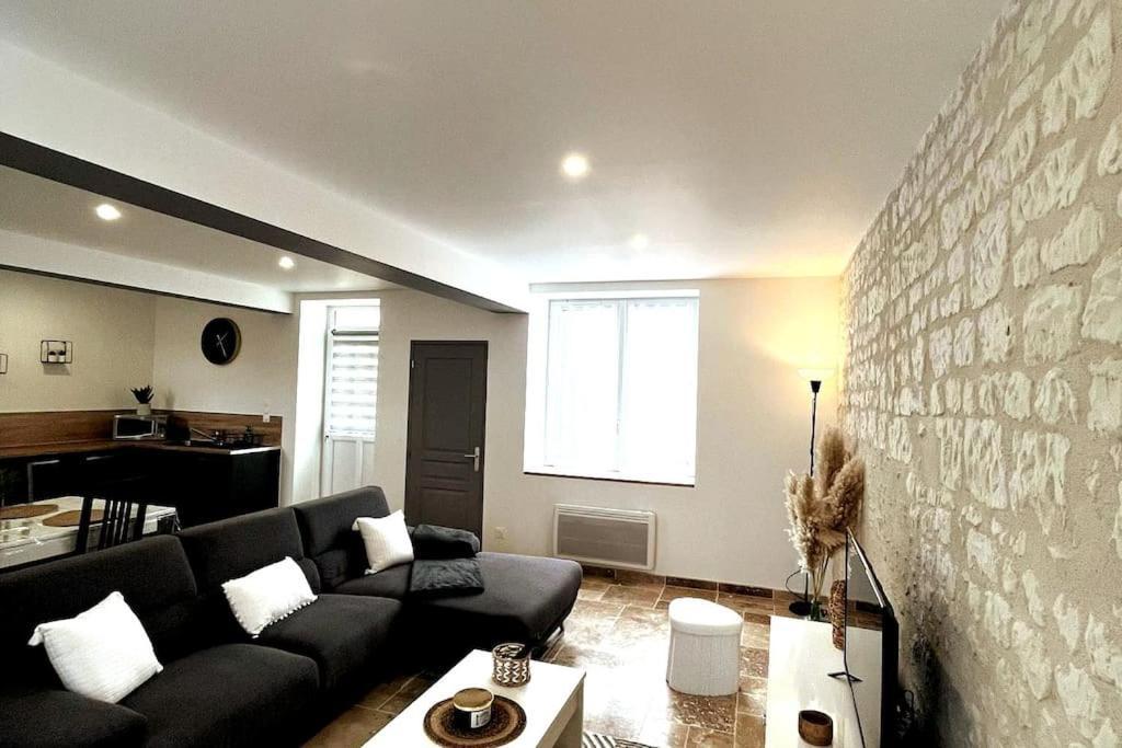 Charmante Maison De Bourg Cosy Acces Wifi Sepmes Exterior foto